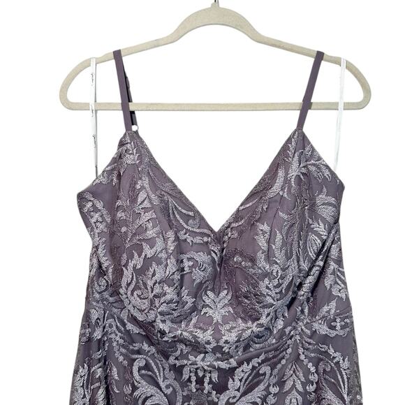 Speechless Plus Size 16 Damask Pattern V-Neck Formal Gown Lavender Prom Formal - Picture 5 of 16